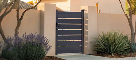 Puerta peatonal exterior de aluminio